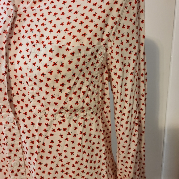 Beach Lunch Lounge button down shirt. - Picture 4 of 4